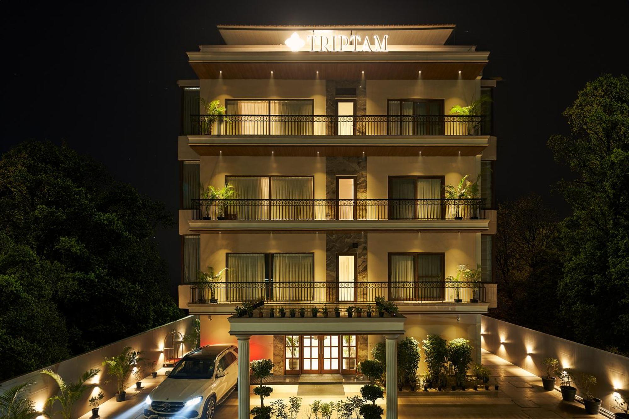 Triptam Vrindāvan Exterior foto